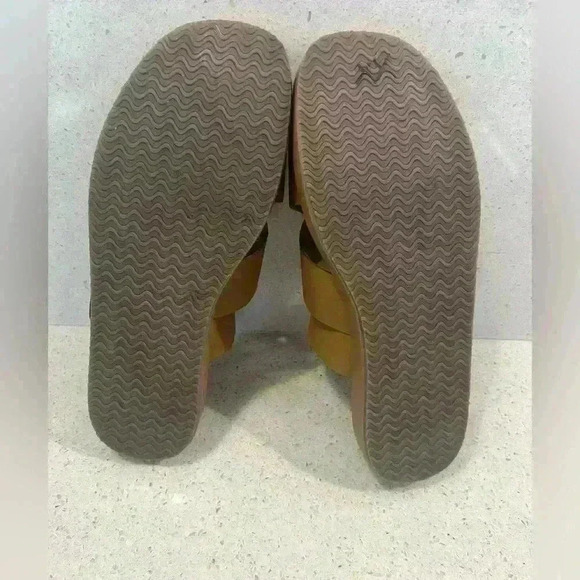 Barbour Annalise Leather Mule Sandals - Picture 5 of 5